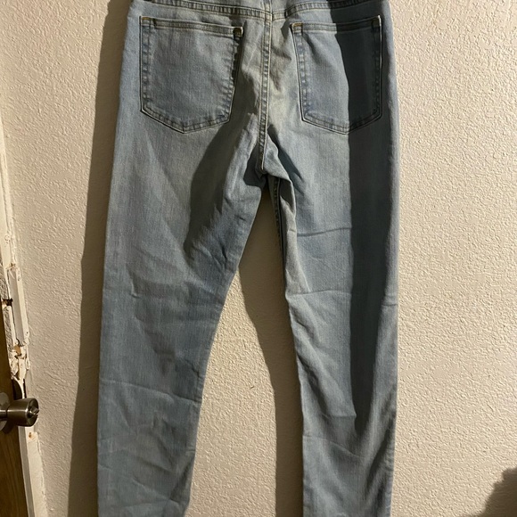 Men pants - Picture 2 of 3